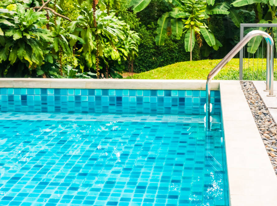 Outdoor swimming pool